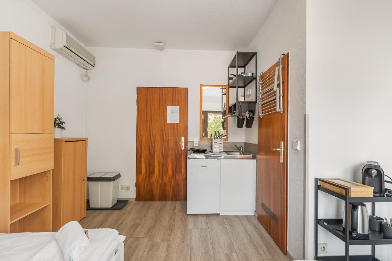 Home2Stay Apartmenthaus Heilbronn City Kitchen Parking Highspeed Wifi Washroom מראה חיצוני תמונה