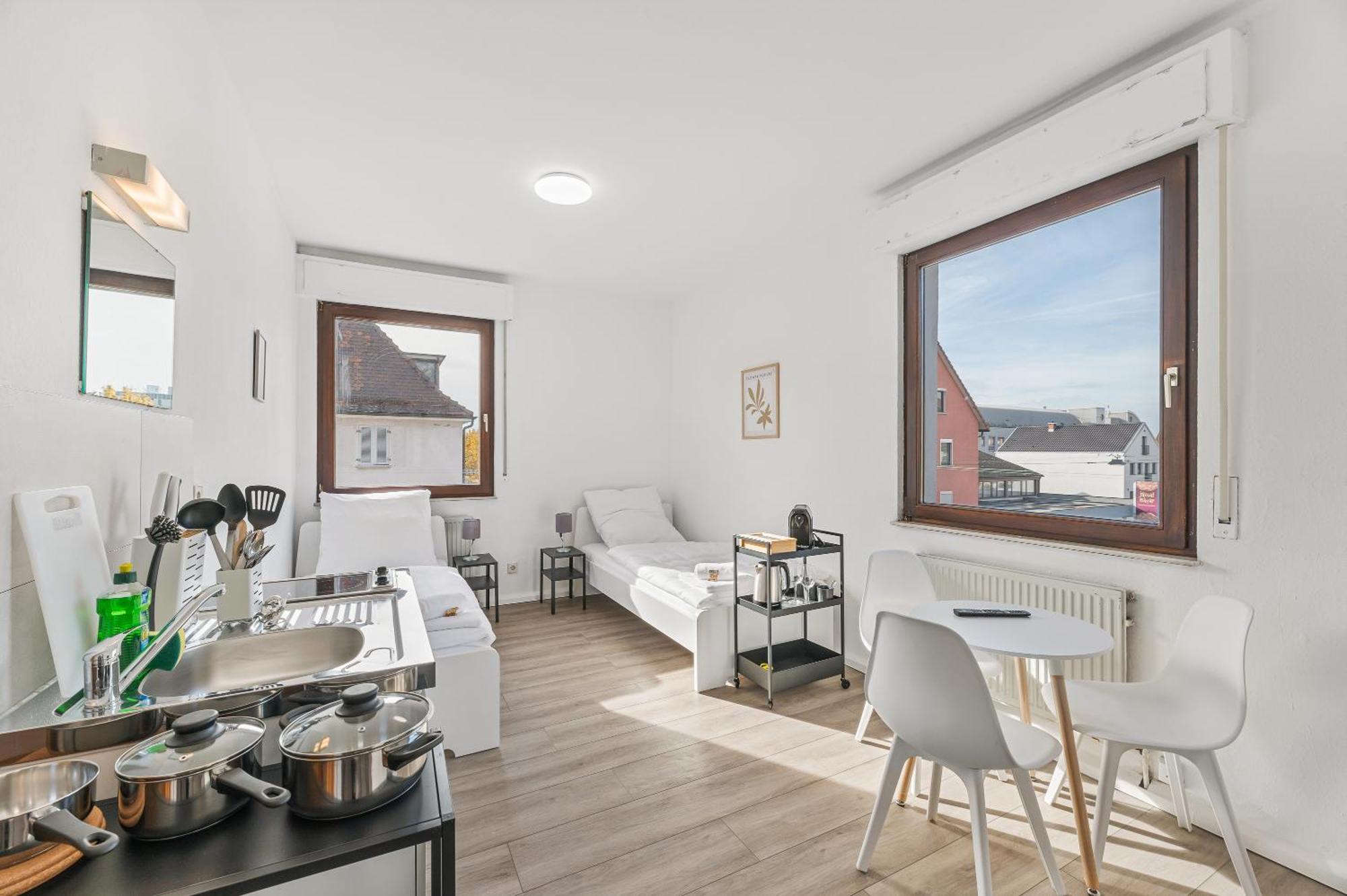Home2Stay Apartmenthaus Heilbronn City Kitchen Parking Highspeed Wifi Washroom מראה חיצוני תמונה