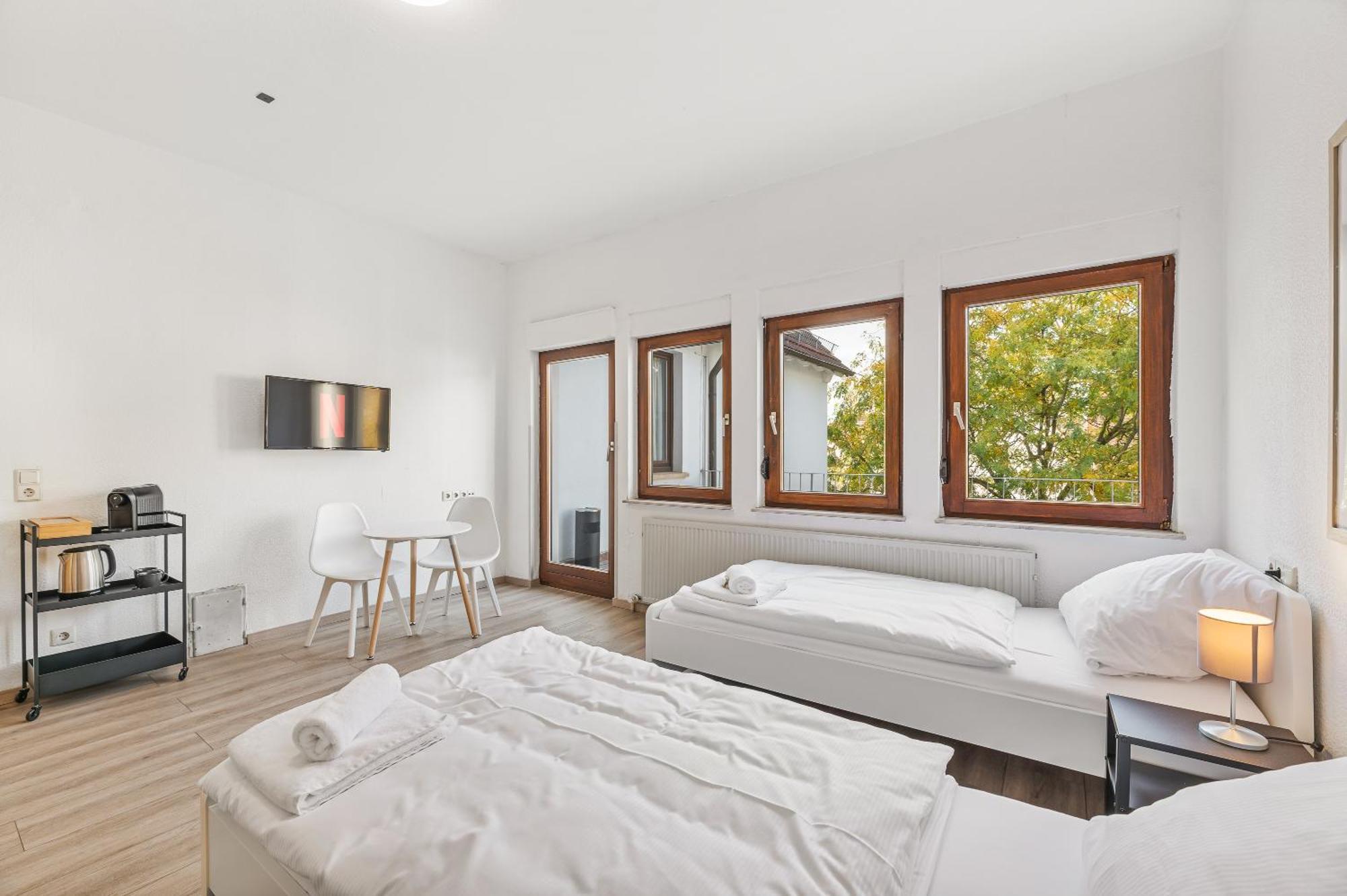 Home2Stay Apartmenthaus Heilbronn City Kitchen Parking Highspeed Wifi Washroom מראה חיצוני תמונה