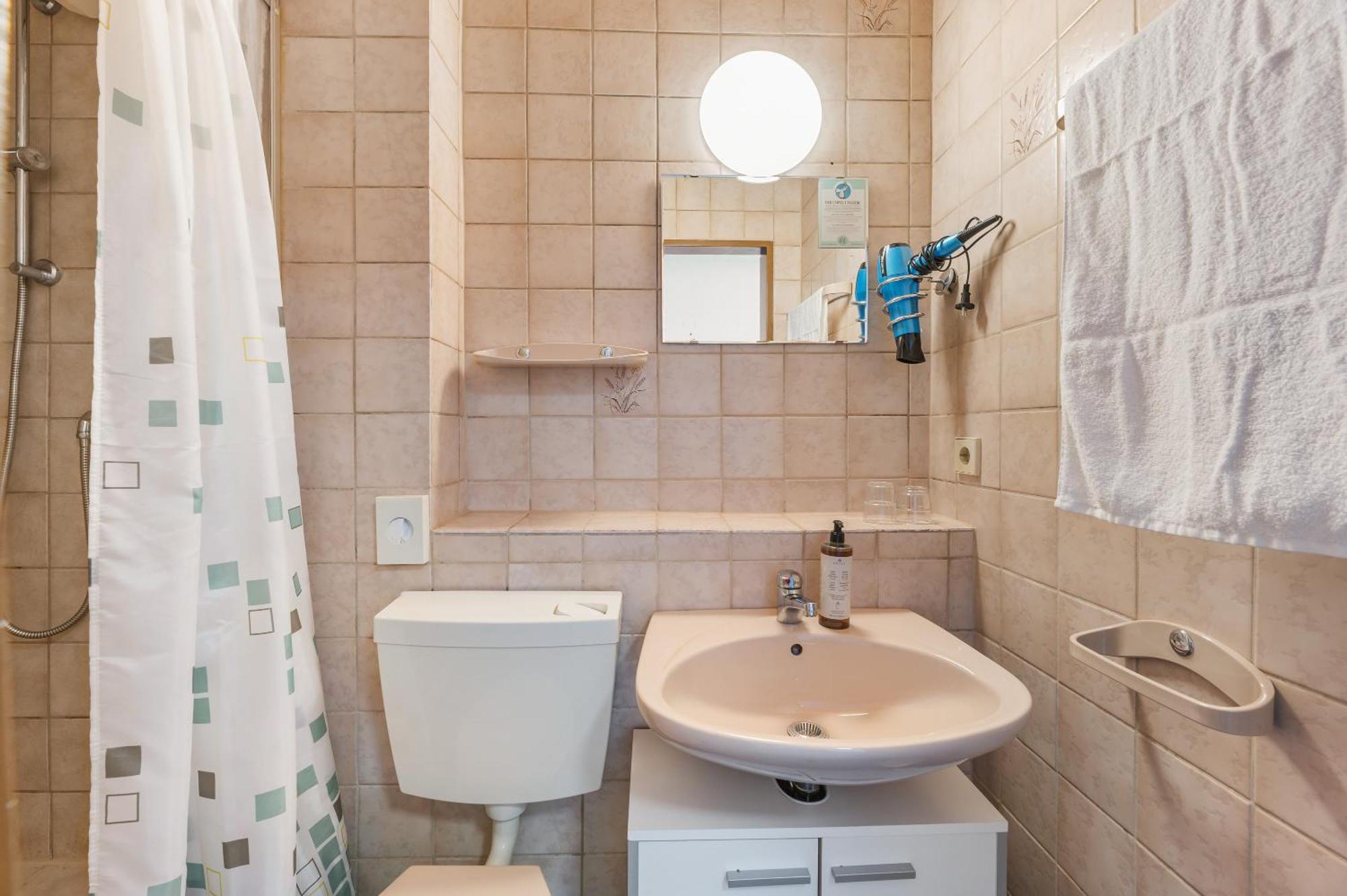 Home2Stay Apartmenthaus Heilbronn City Kitchen Parking Highspeed Wifi Washroom מראה חיצוני תמונה